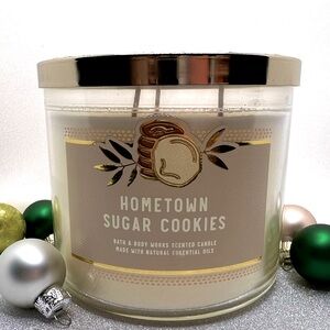 NWT Bath & Body Works Hometown Sugar Cookies 3 Wick Candle